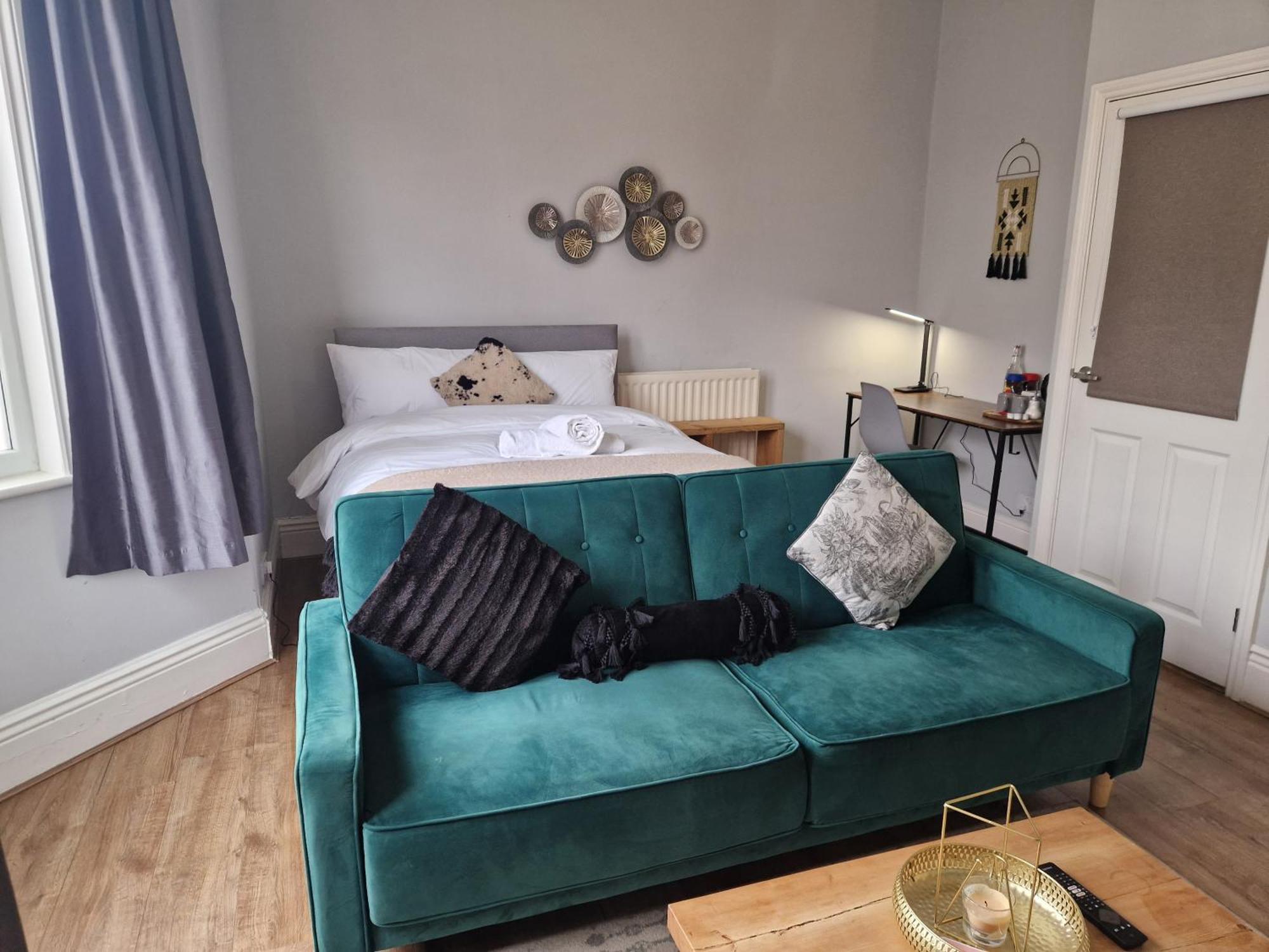 Отель West Beck House - Newcastle 2 Норт-Шилдс Экстерьер фото